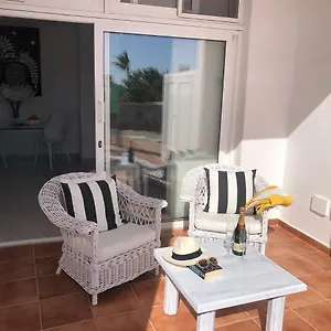 Sun & Sea Apartment